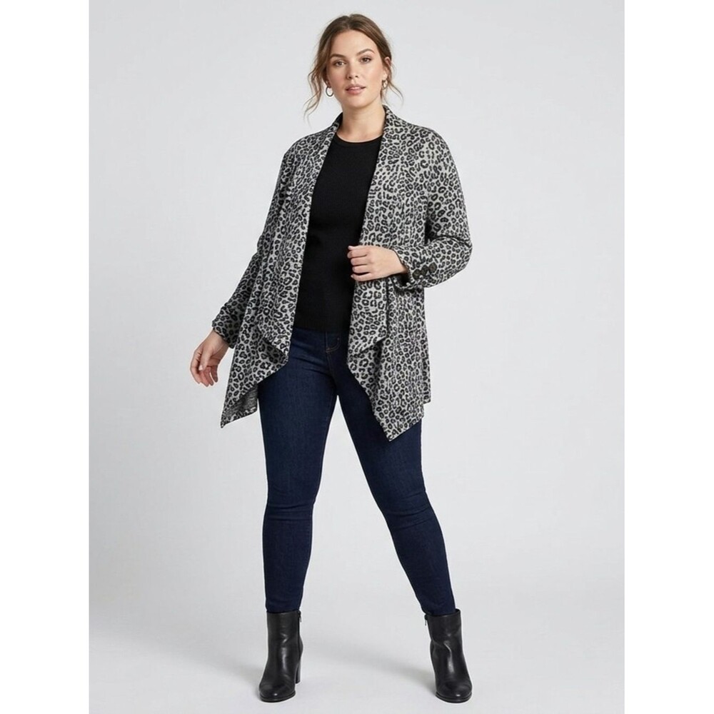 Peck & Peck Black and Gray Animal Print Patterned Knit Cardigan 1X